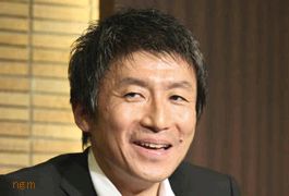 磯崎憲一郎写真